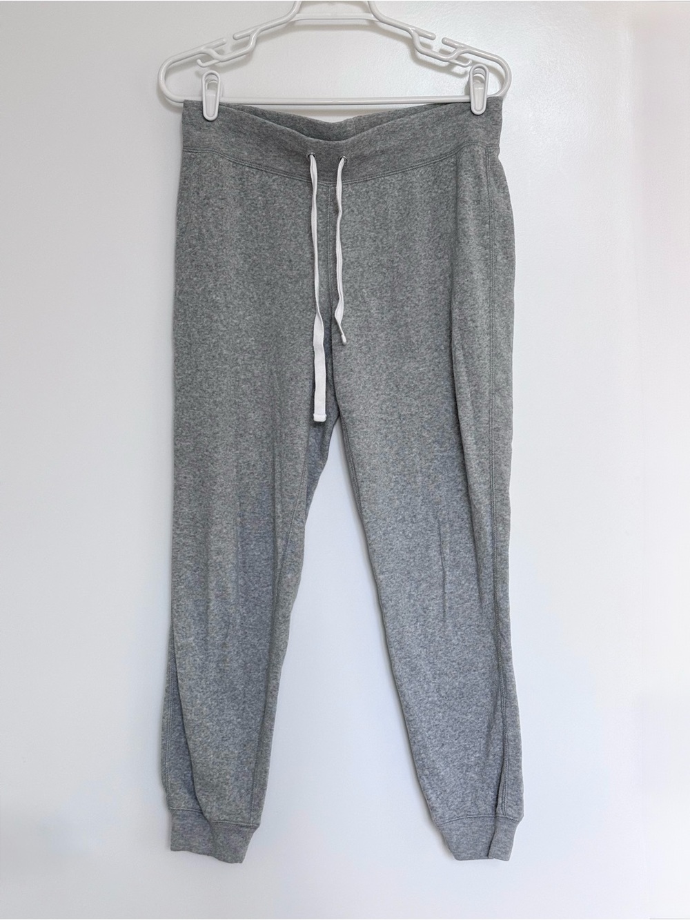 JCrew Women’s Supersoft Fleece Sweatpant in light heather gray